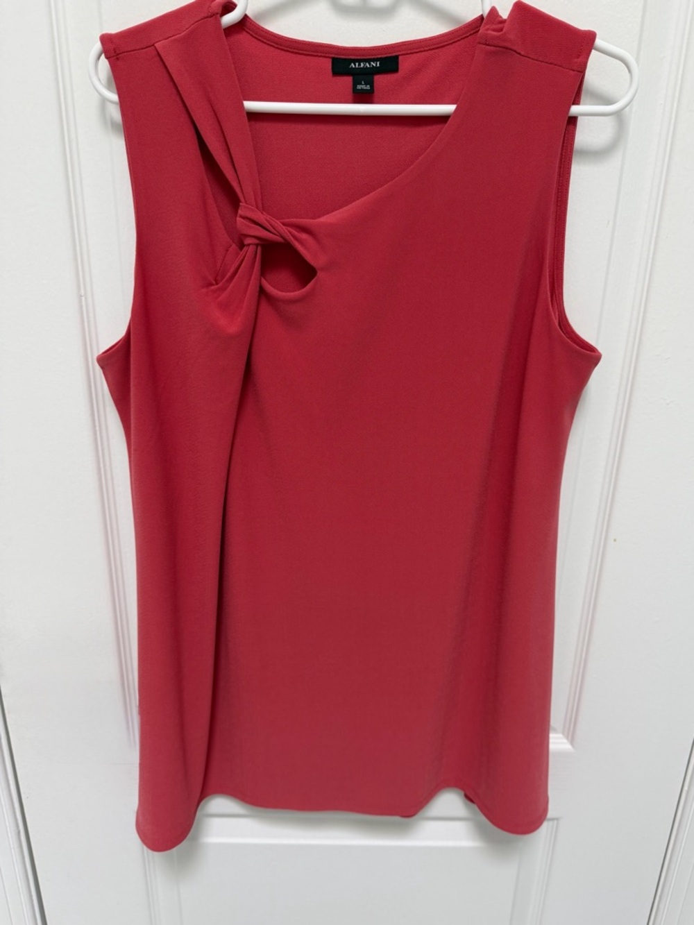 Alfani Women’s Sleeveless Knot-Detail Shell Top in Coral, Size Large